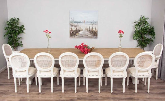 How Big is a 14 Seater Dining Table?